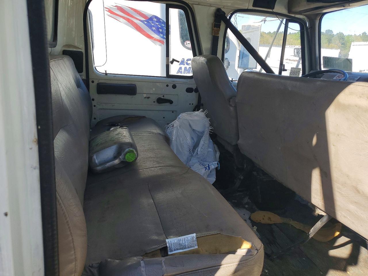 2002 International 4700 Dump Truck