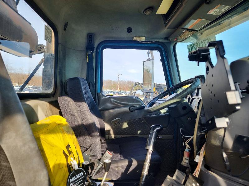 2009 Mack Gu713 Roll-off Container Truck