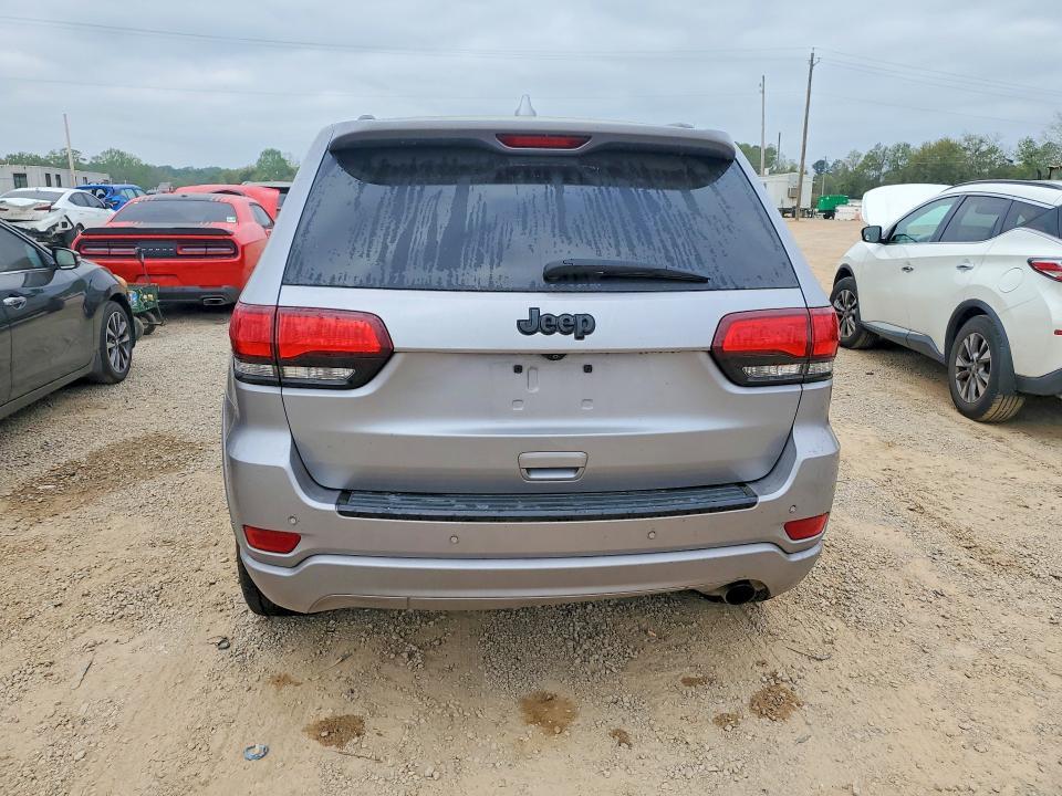 2018 Jeep Grand Cherokee Laredo