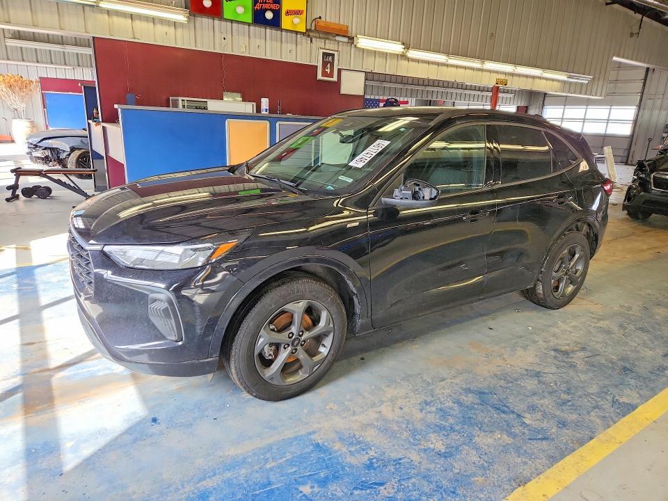 2024 Ford Escape st Line