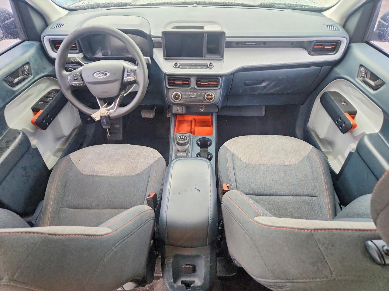 2022 Ford Maverick XL