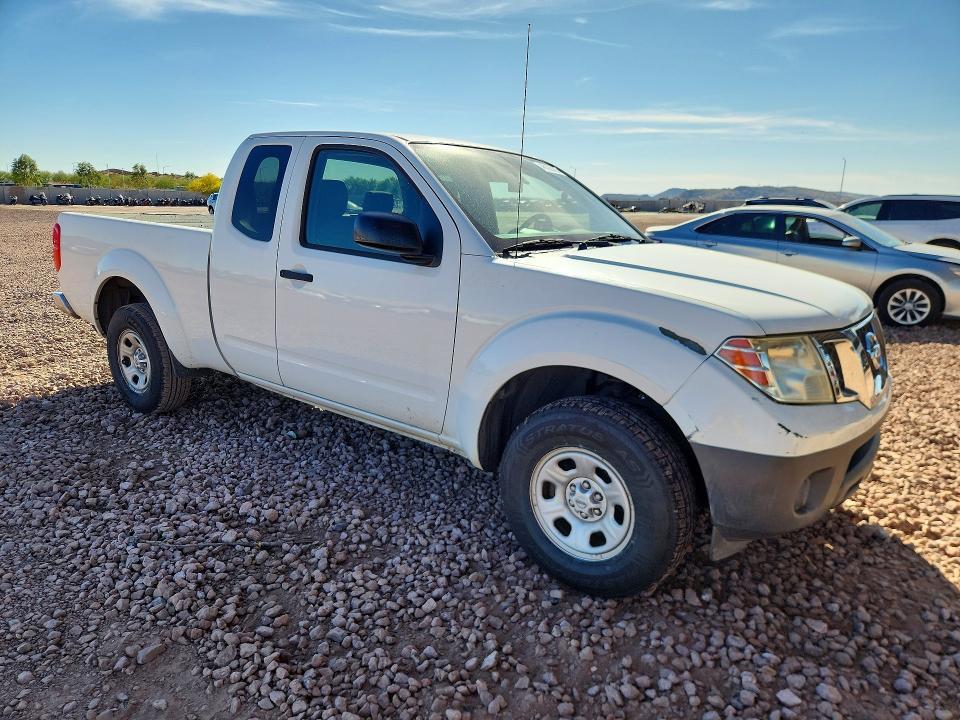 2015 Nissan Frontier S