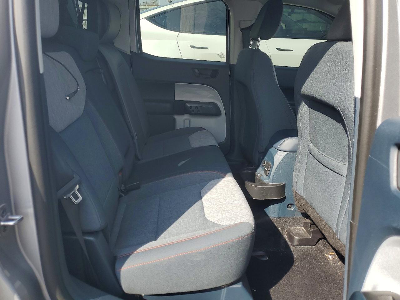 2022 Ford Maverick XL