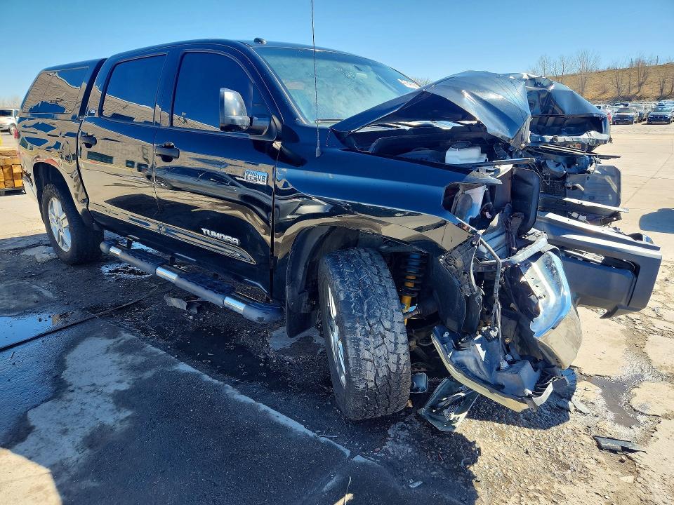 2014 Toyota Tundra SR5