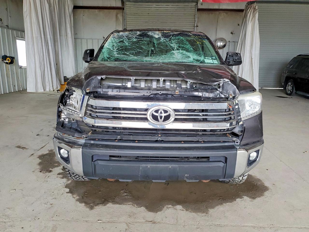 2016 Toyota Tundra SR5
