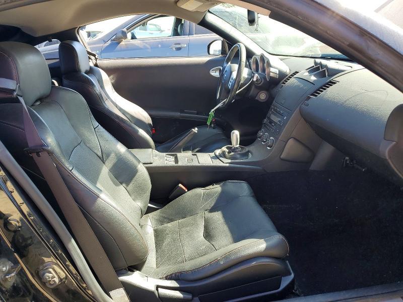 2005 Nissan 350z Base