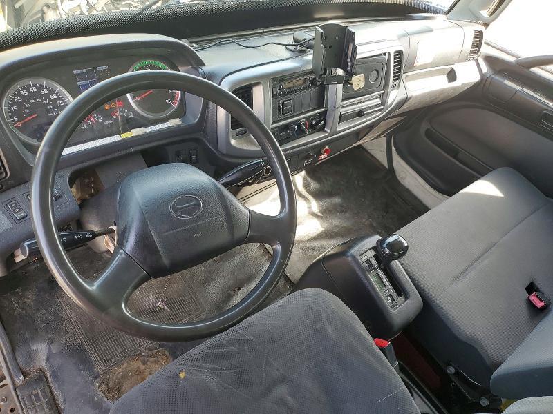 2012 Hino 338 BOX Truck