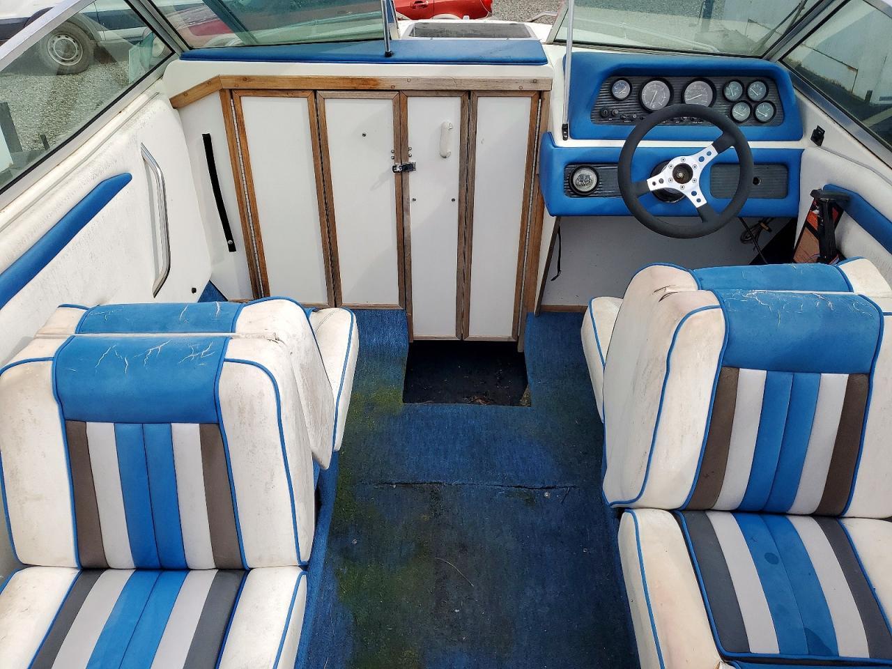 1990 SER 200 BOW Rider-Boat