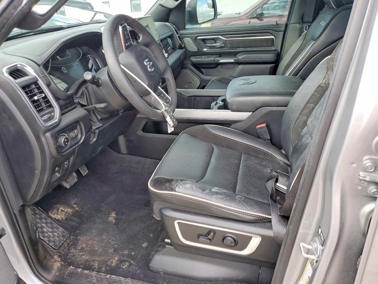 2025 Dodge 1500 Laramie