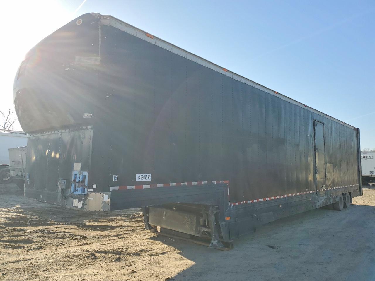 1991 Kentucky Furniture Enclosed Car Carrier