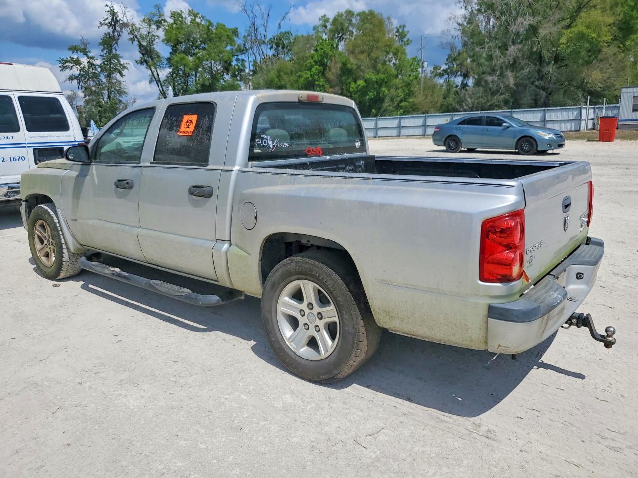 2011 Dodge Dakota SLT