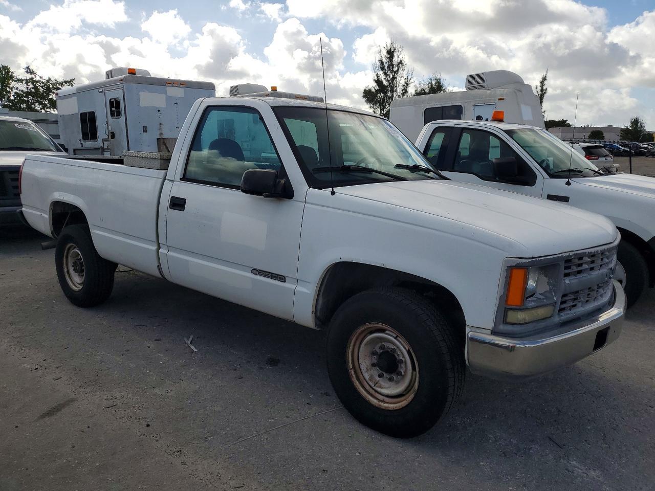 1999 Chevrolet GMT-400 C2500