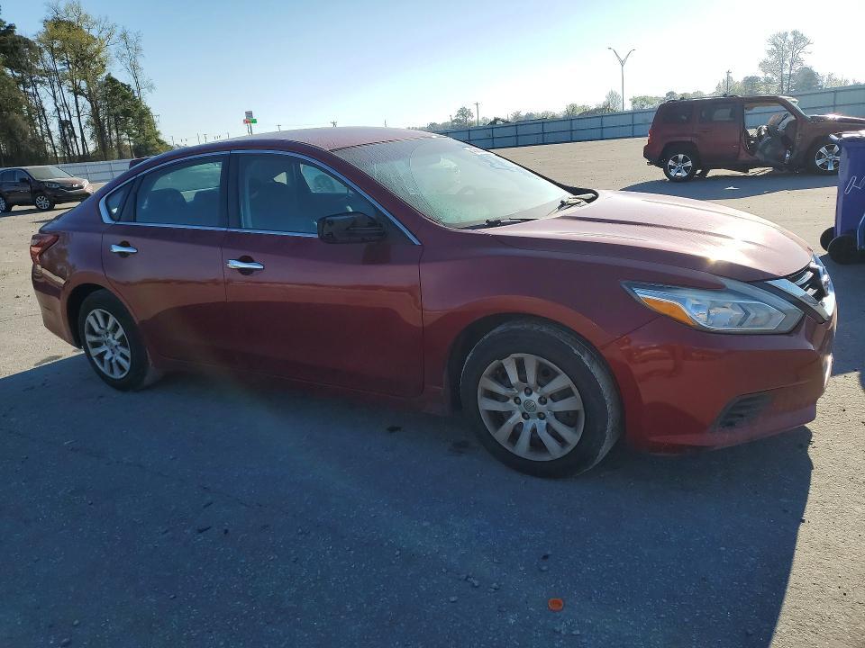 2018 Niss Altima 2.5 s