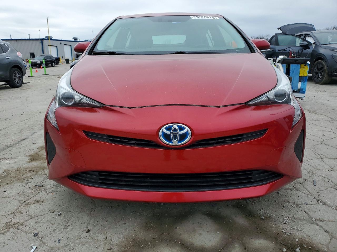 2016 Toyota Prius Three