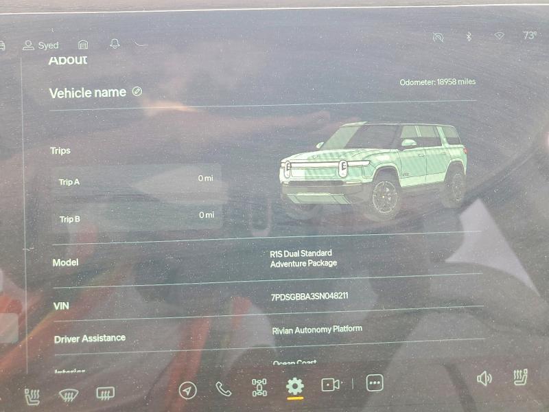 2025 Rivian R1S Adventure
