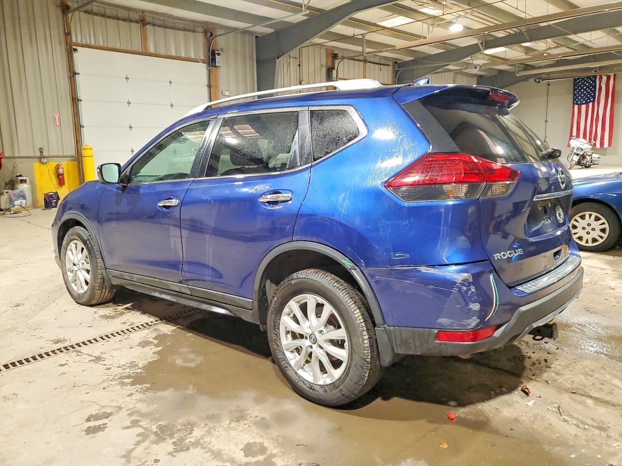 2017 Nissan Rogue sv