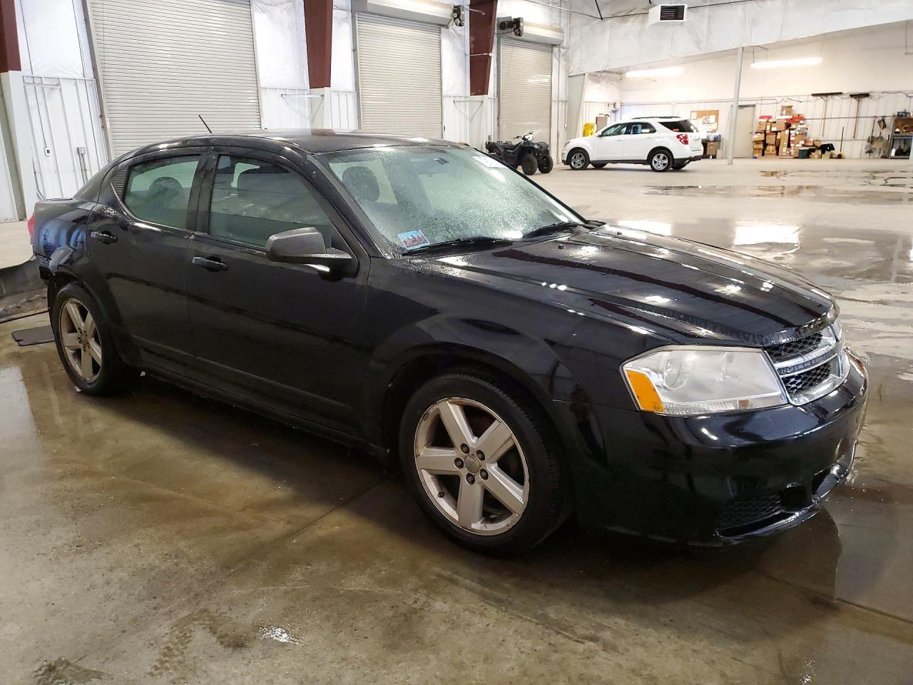 2013 Dodge Avenger se