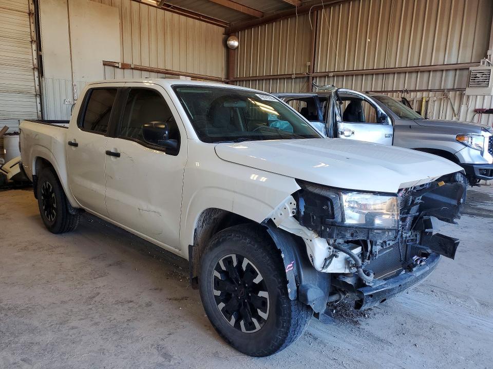 2022 Nissan Frontier S