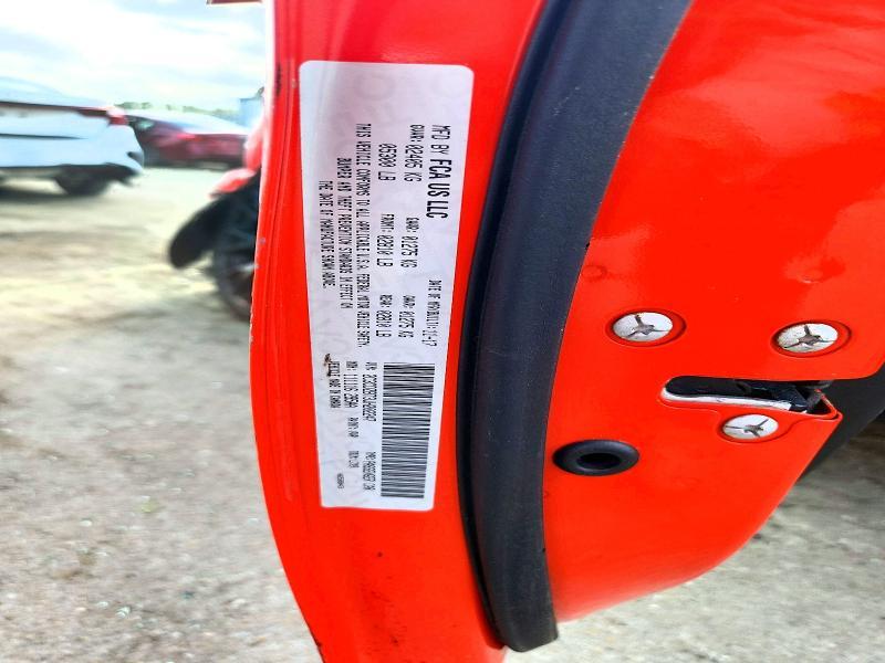 2018 Dodge Challenger r