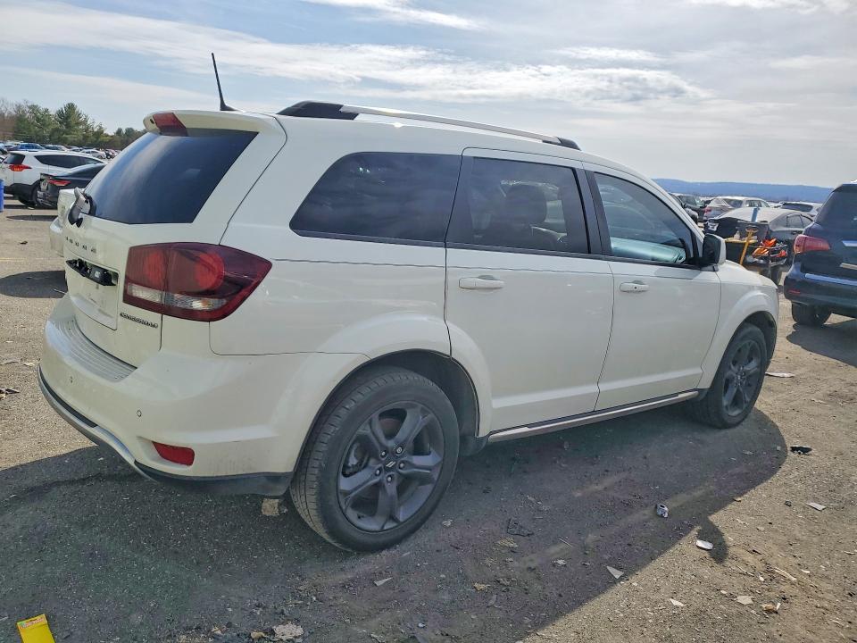 2020 Dodge Journey Crossroad