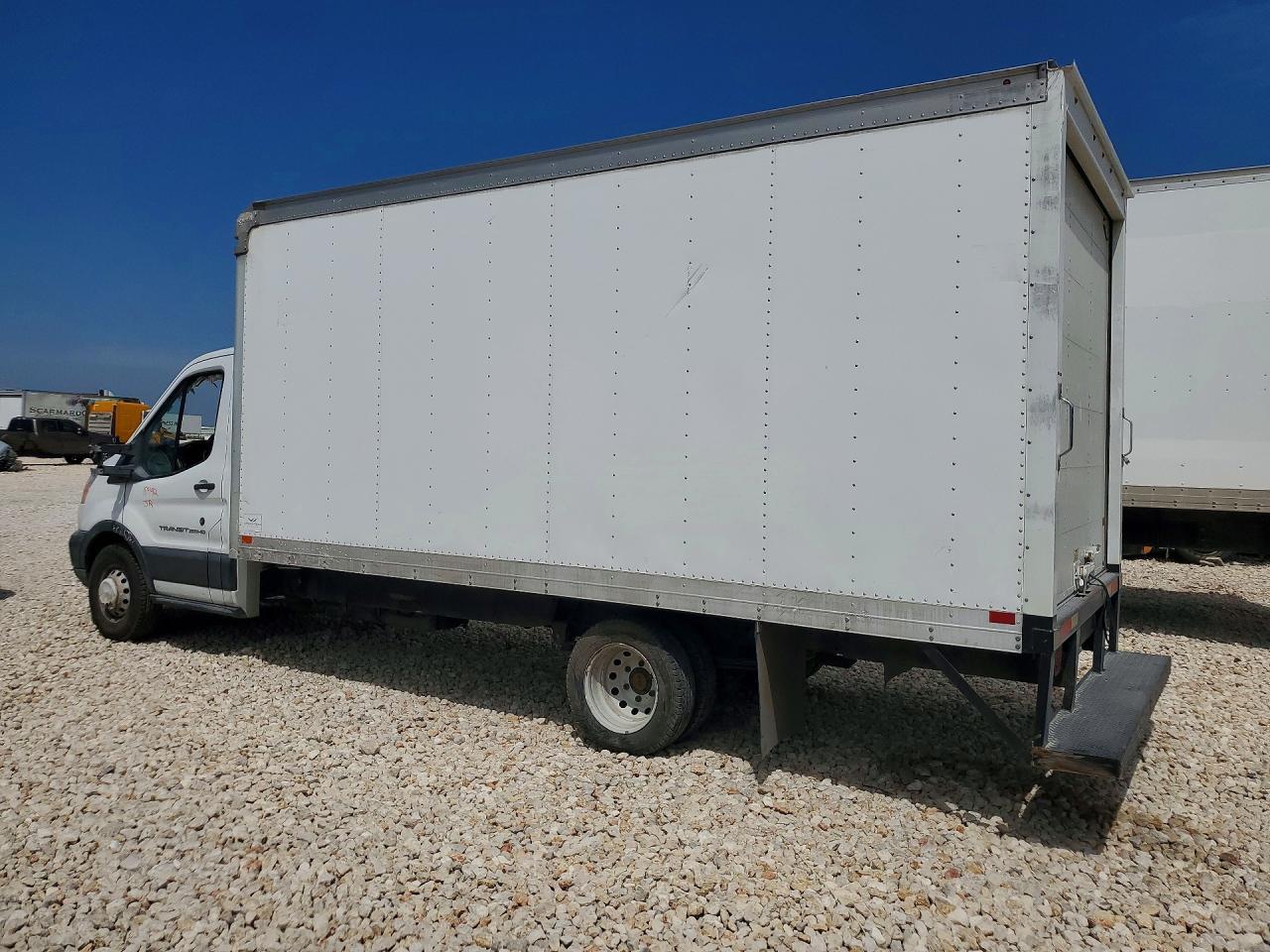 2017 Ford Transit BOX Truck