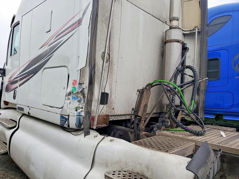 2005 Kenworth Construction T2000