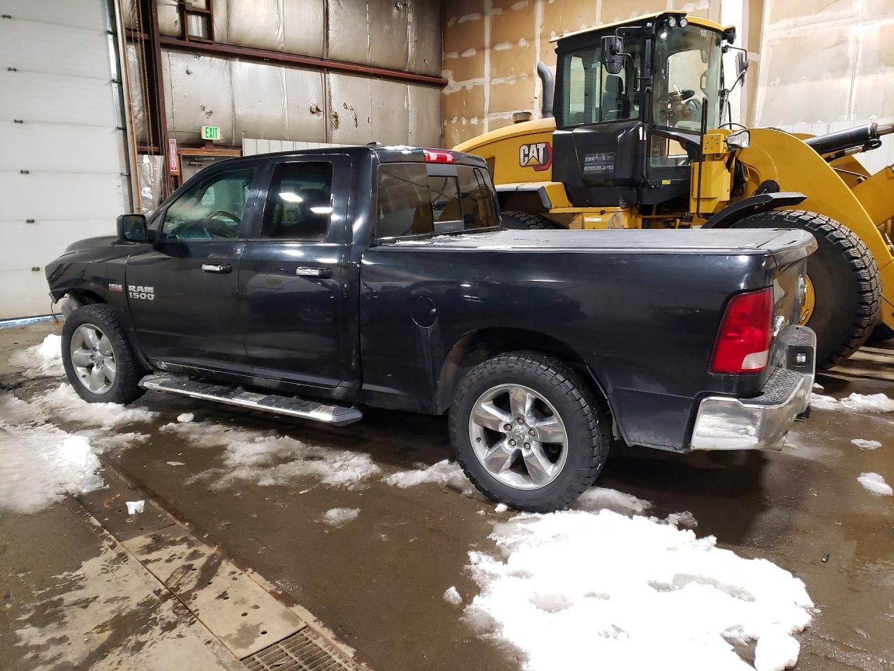 2016 Ram Trucks 1500 SLT