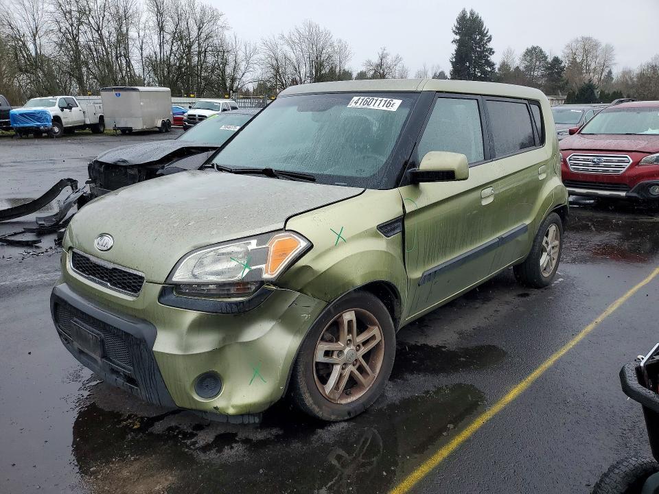 2010 KIA Soul +
