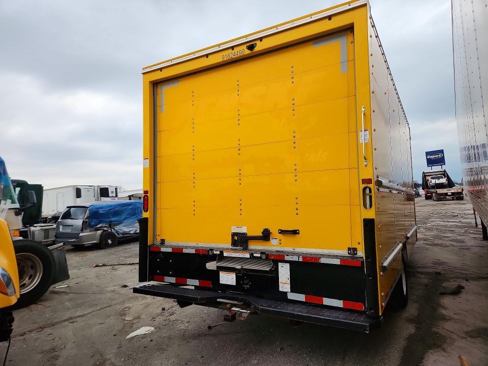 2022 GMC Savana BOX Truck