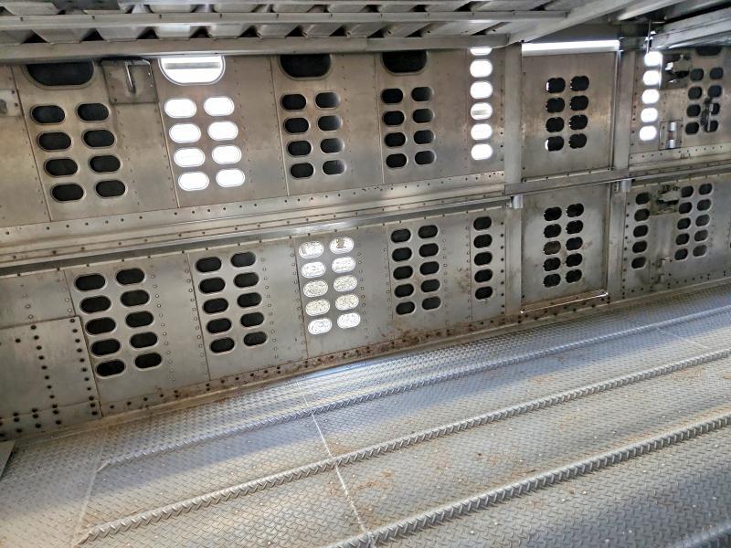 2018 Wilson Psdcl-402H Livestock Trailer