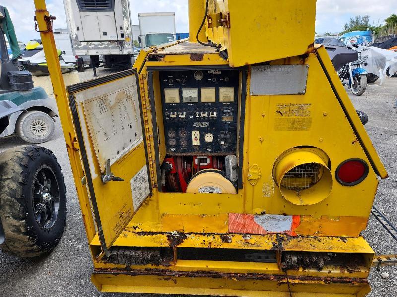 1992 Hesco 1600-10 Manhole Support Trailer