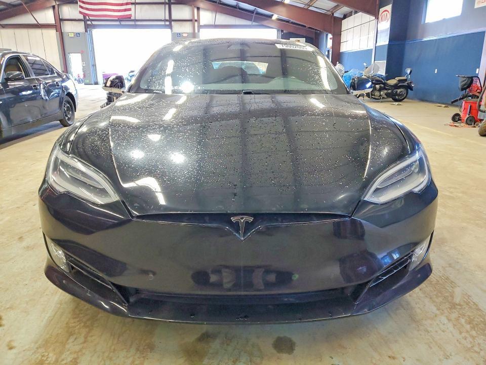 2020 Tesla Model s