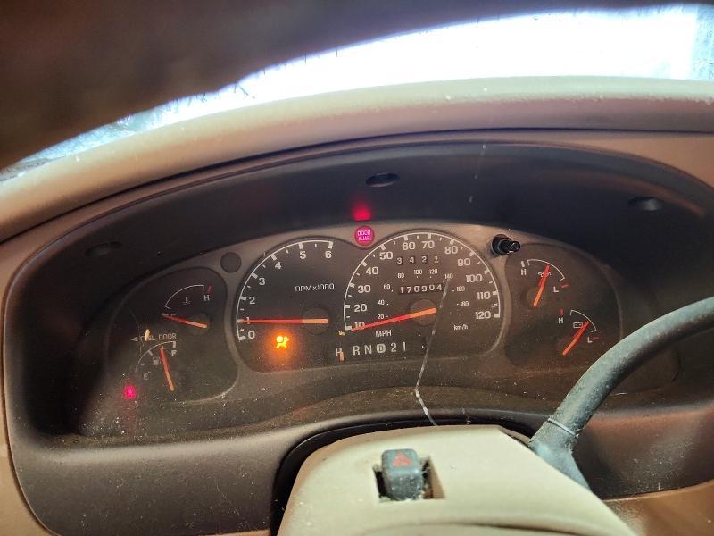 2001 Mazda B3000 cab Plus