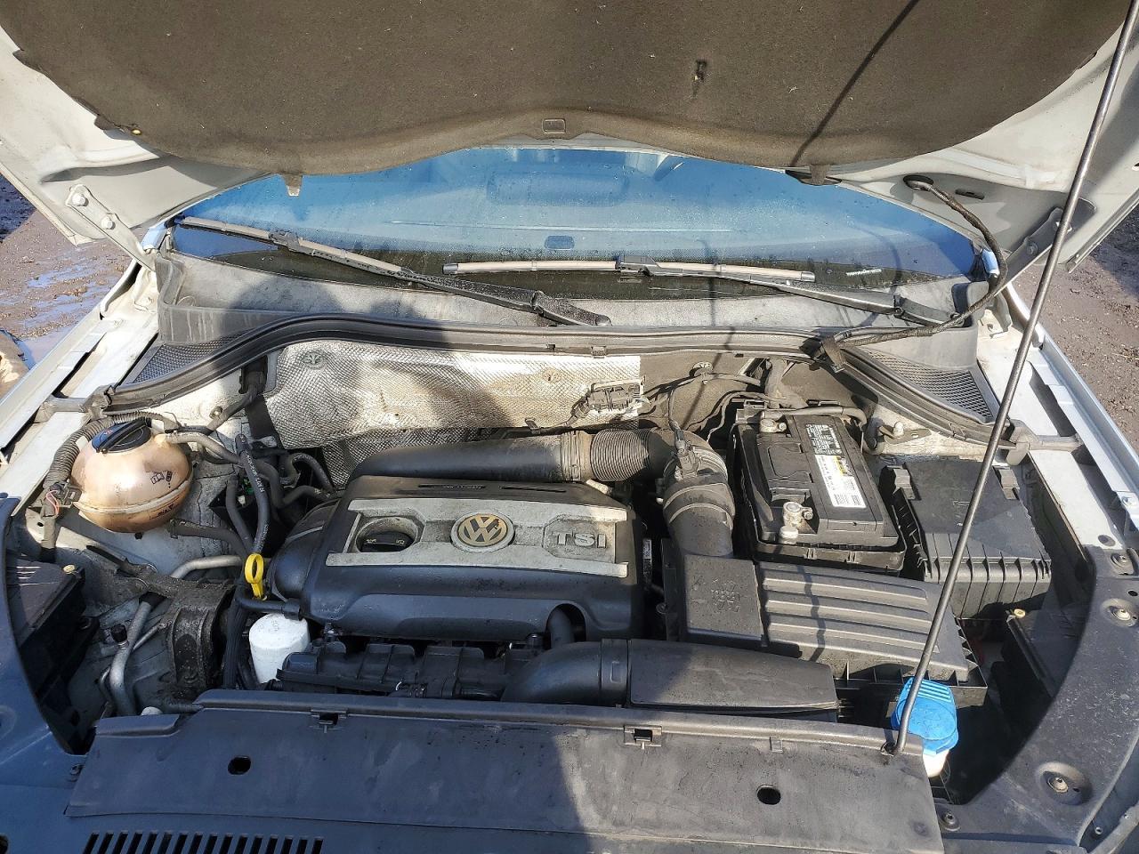 2014 Volkswagen Tiguan s