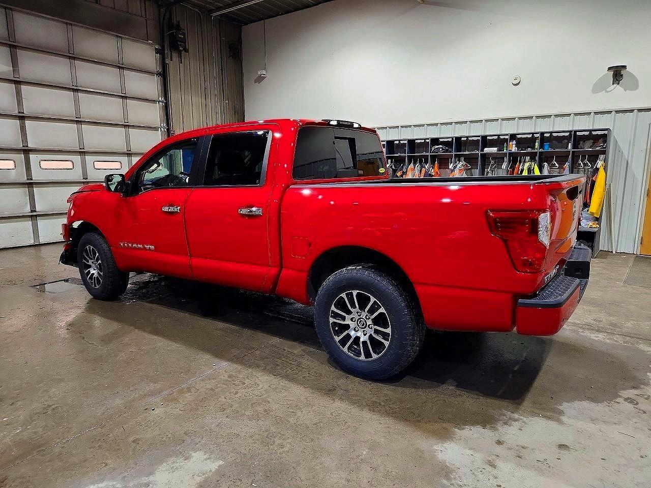 2020 Nissan Titan SV