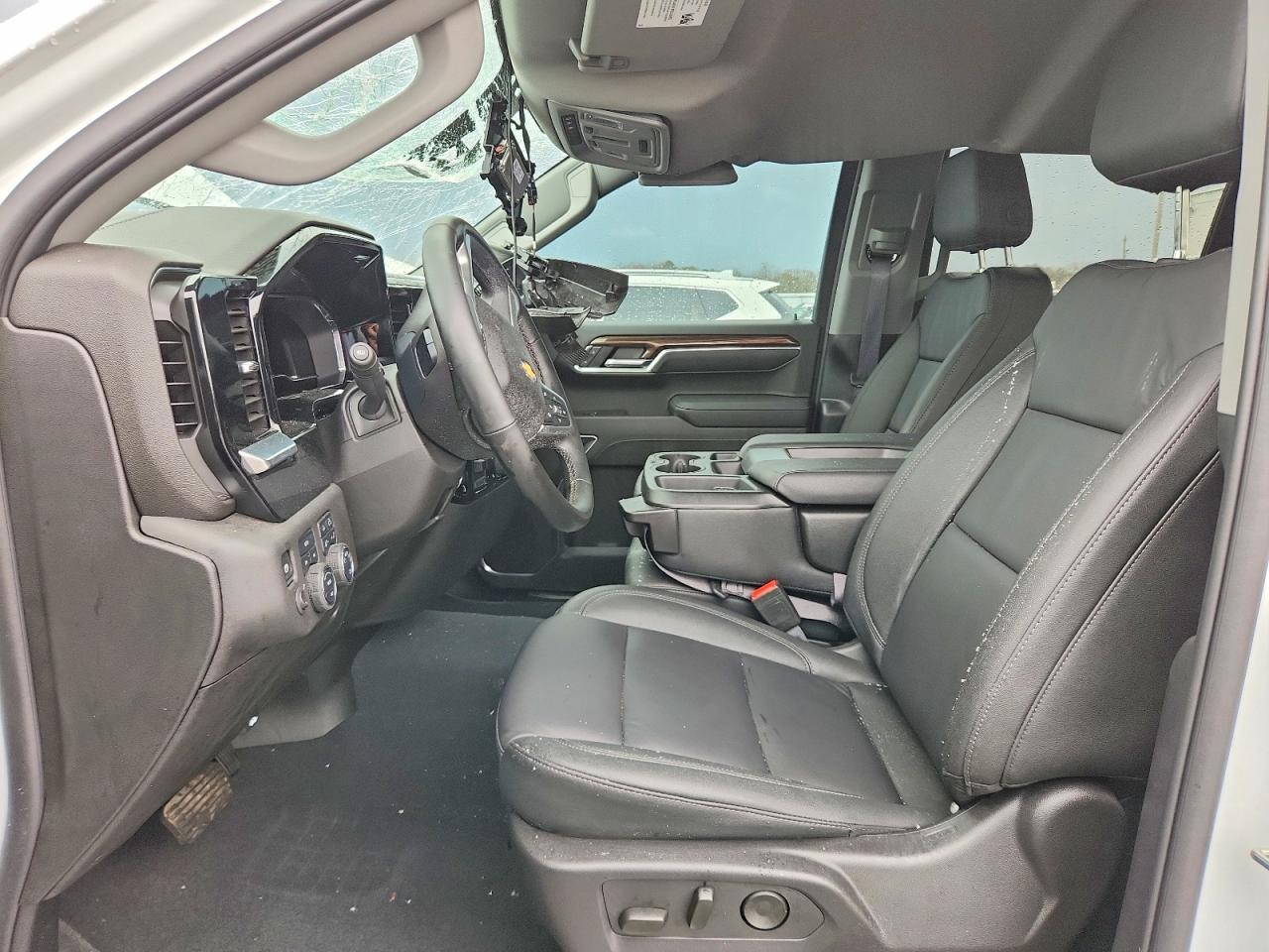 2025 Chevrolet Silverado K1500 LT