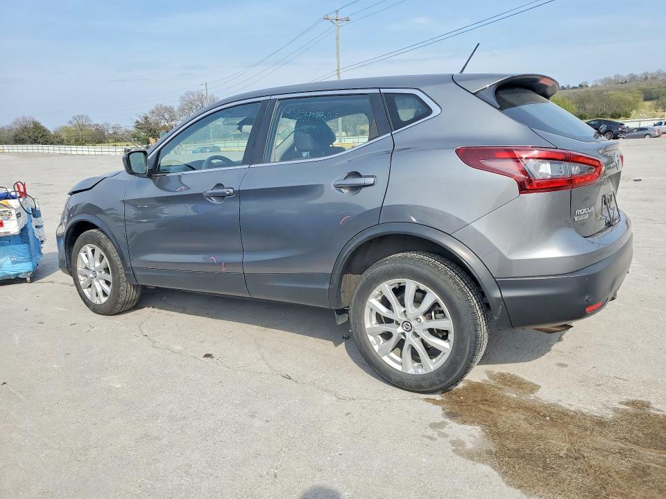 2022 Nissan Rogue Sport s