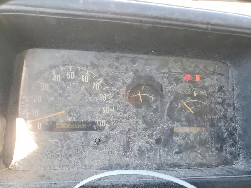 1999 GMC W4 Refrigerated BOX Truck