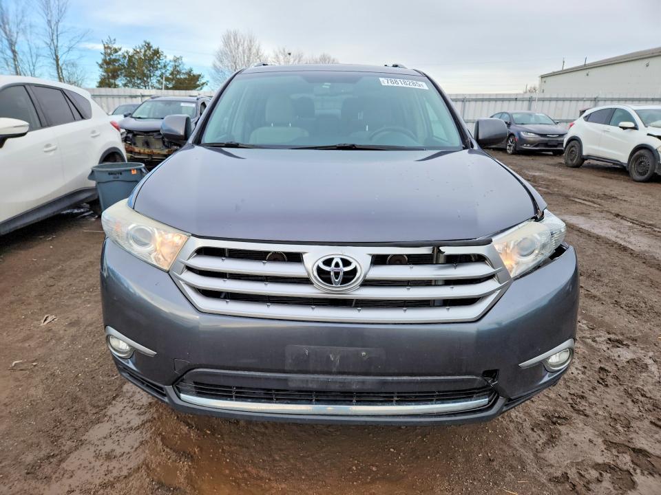 2013 Toyota Highlander Base