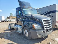 Salvage trucks for sale at Hueytown, AL auction: 2022 Freigliner 2022 Freightliner Cascadia 126 Semi Truck
