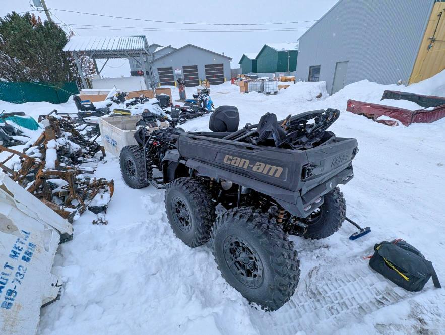 2026 Can-Am Outlander 6X6