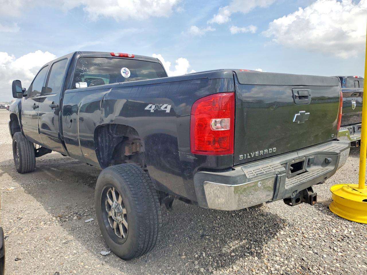 2012 Chevrolet Silverado K3500 LT