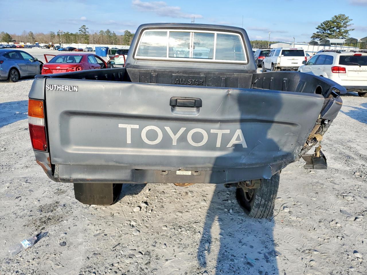 1992 Toyota Pickup Deluxe