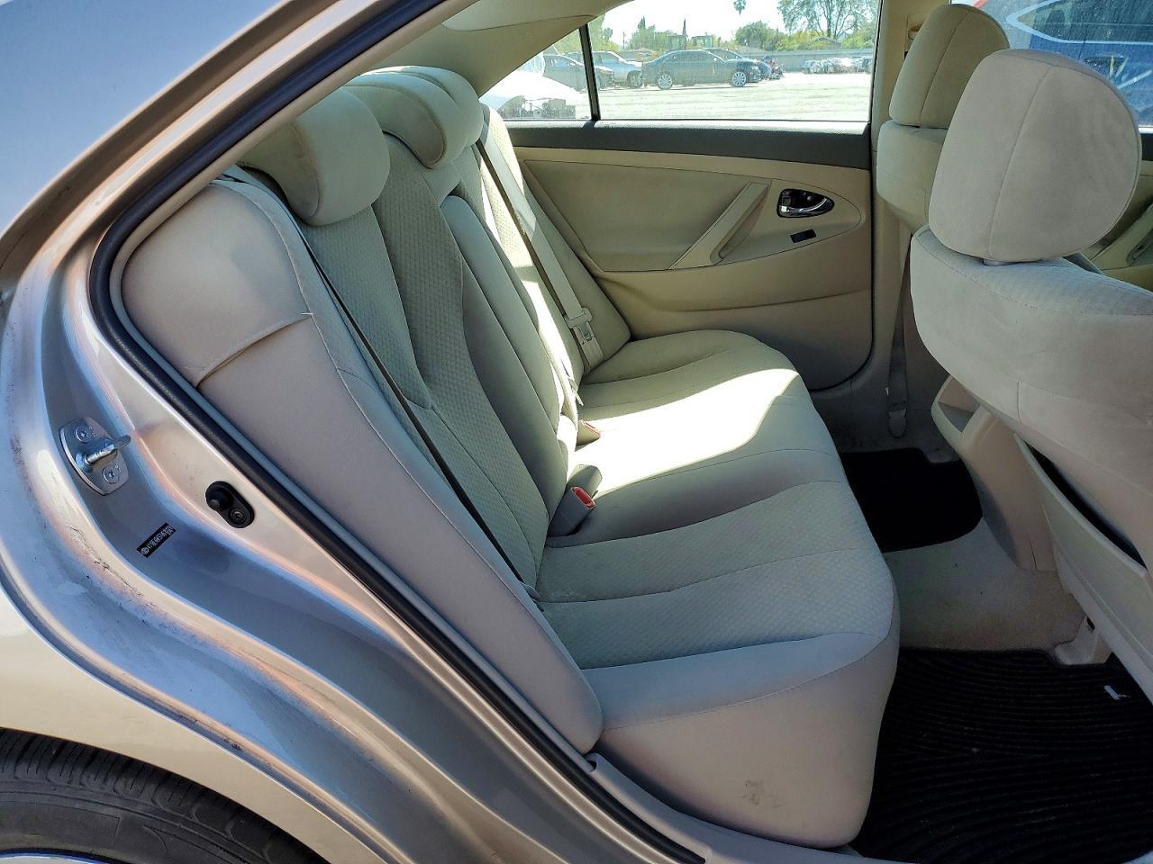 2007 Toyota Camry le