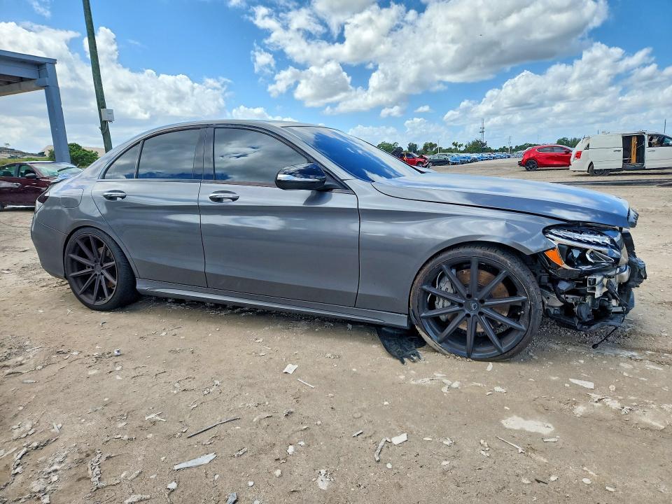 2017 Mercedes-Benz C