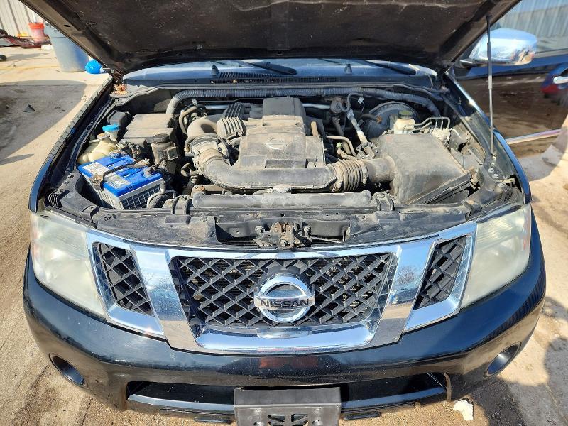 2012 Nissan Pathfinder s