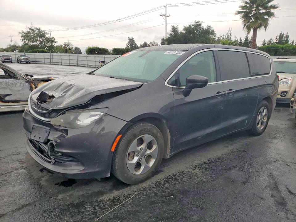 2017 Chrysler Pacifica lx