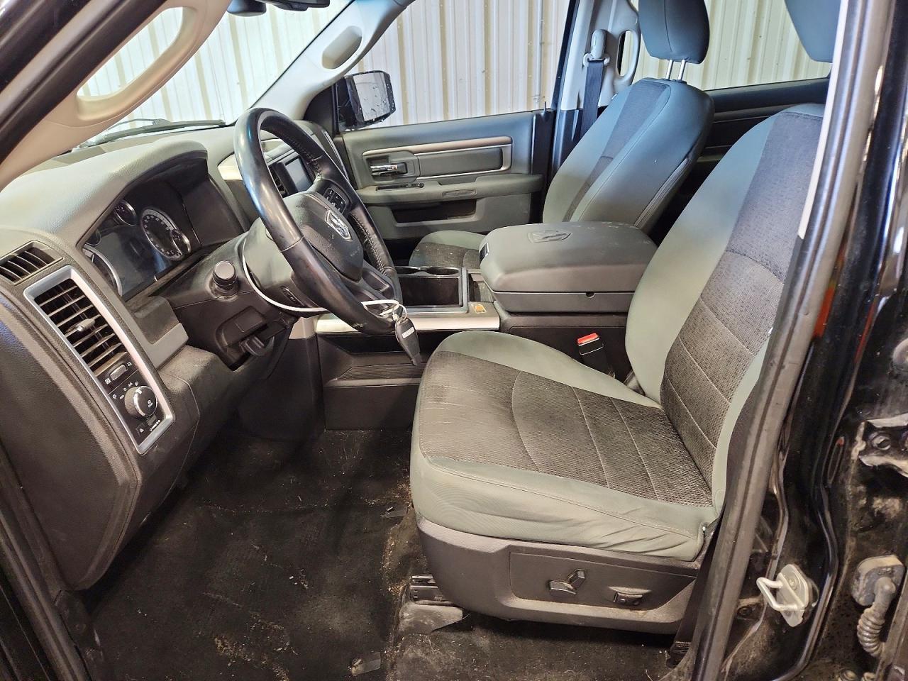 2015 Dodge RAM 1500 SLT