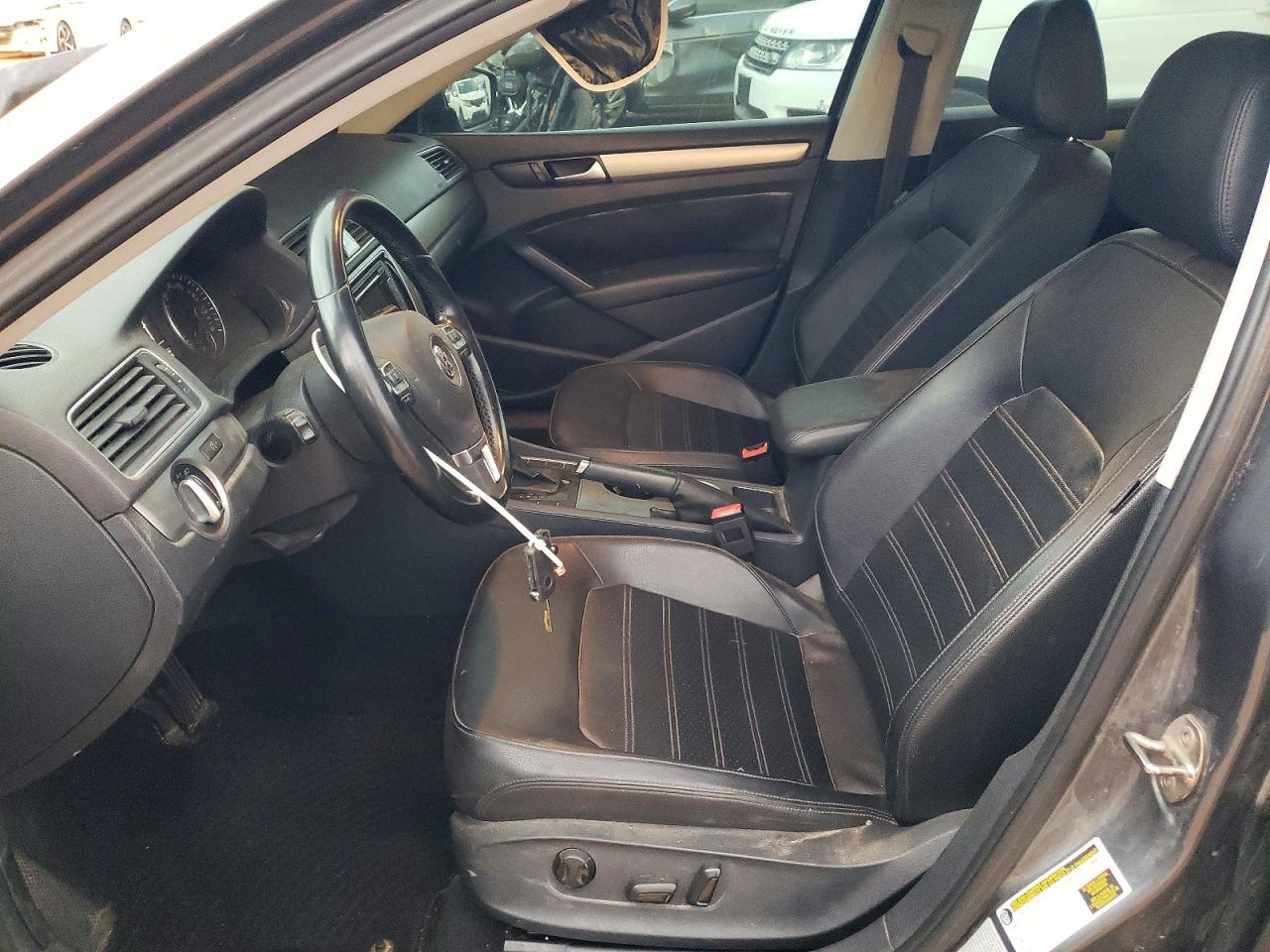2015 Volkswagen Passat se