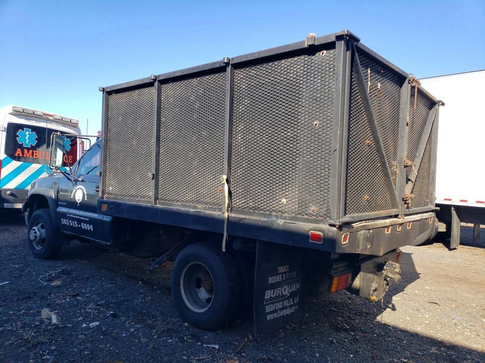 2002 Chevrolet Silverado Chipper Truck